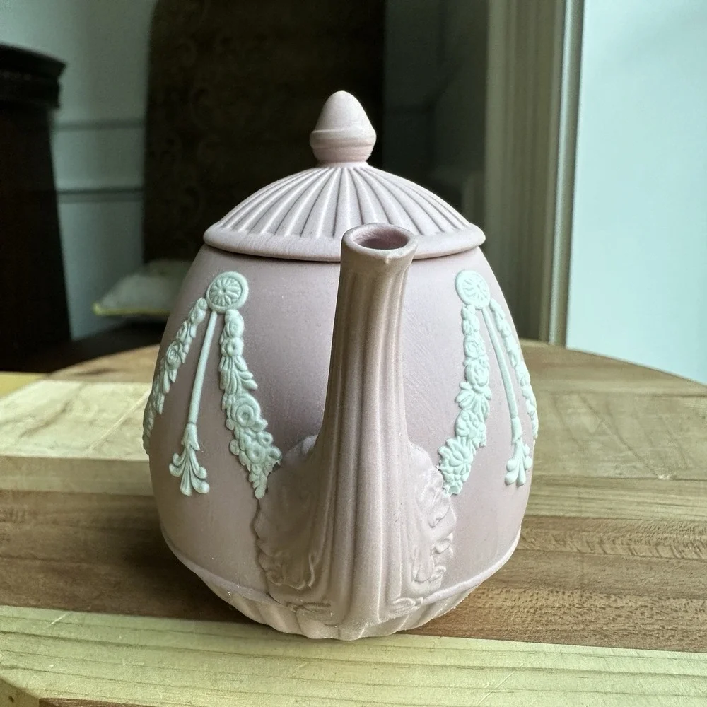 Wedgwood Pink White Jasperware Mini Teapot 3.6 Inch Lid Floral Classical Signed